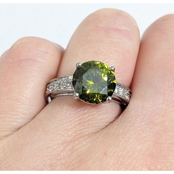 Size 7 - Green Stone 925 Sterling Silver Uncas Signed Cocktail Ring - Picture 1 of 11